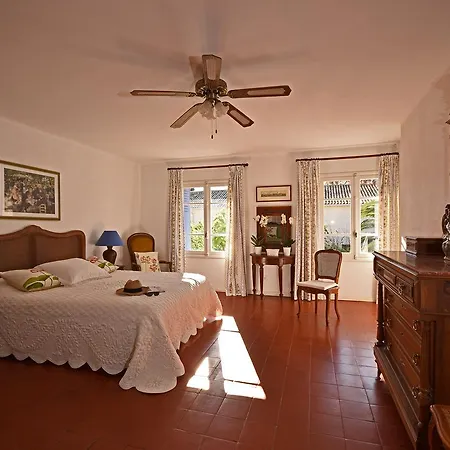Domaine Saint Ferreol Villa Nizas  Buitenkant foto